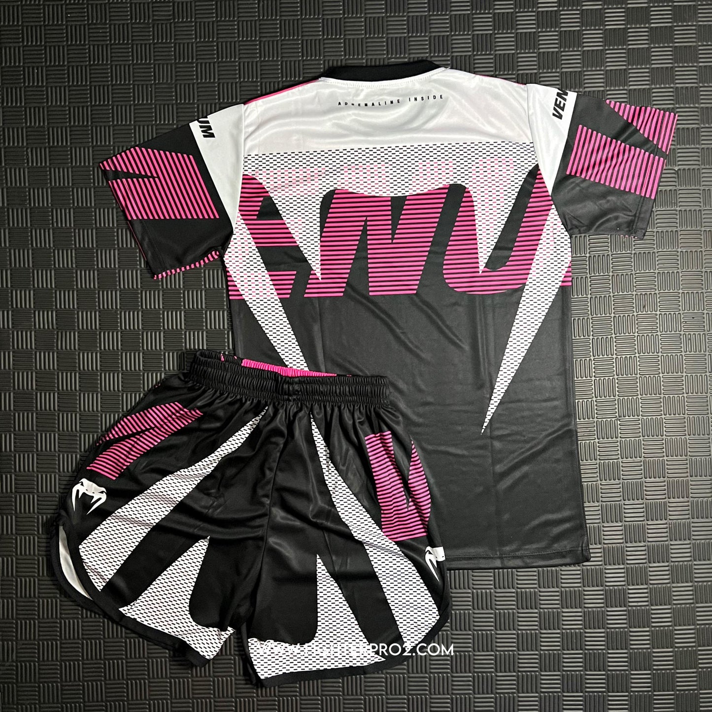 VENUM PINK
