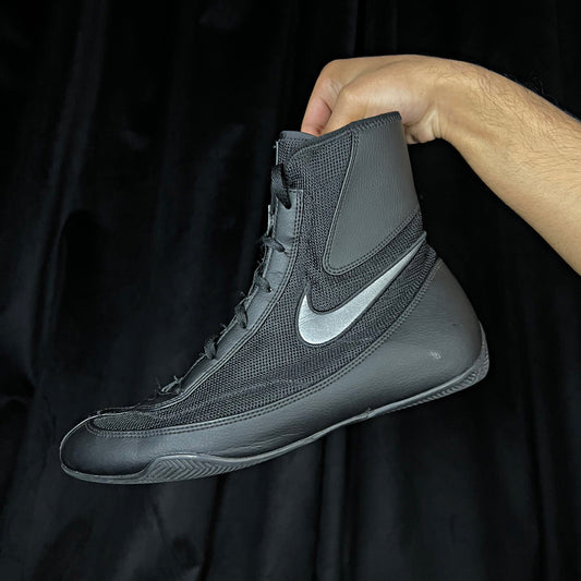 NIKE MCHOMAI 2 TAILLE 43/44